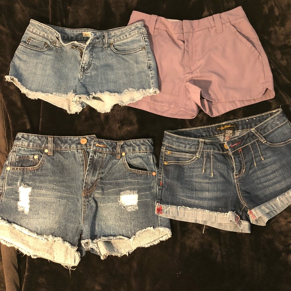 Bundle of 5 shorts for 5$